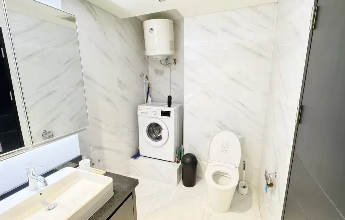 Kamar Mandi 1