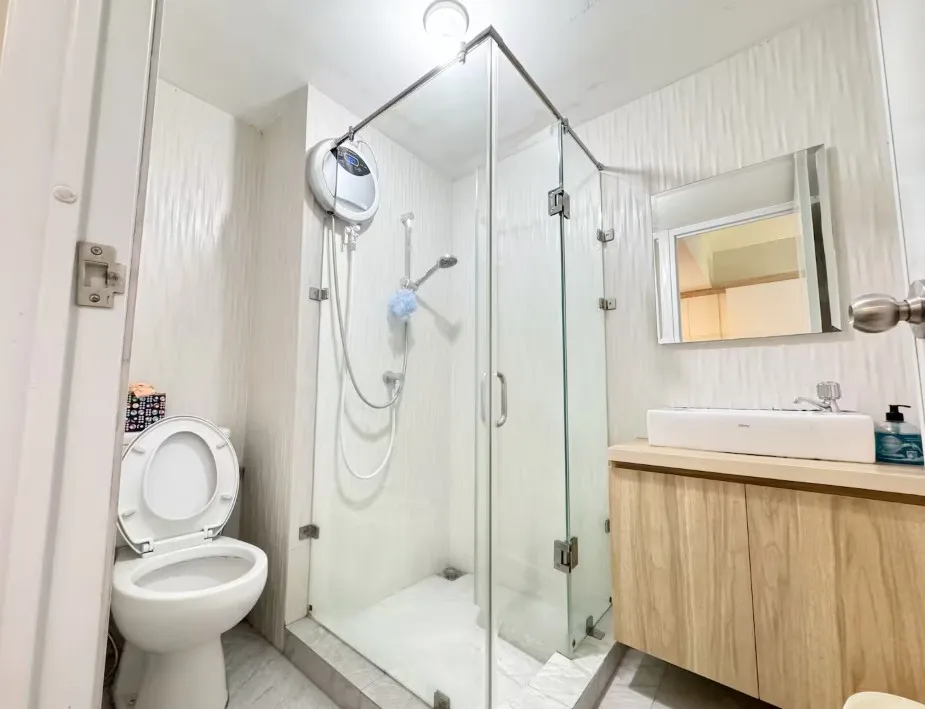 Kamar Mandi 1
